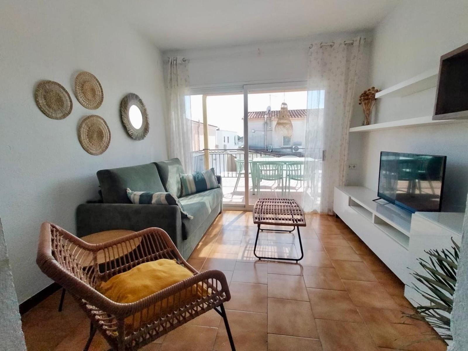 Gorgot P1 I Apartamento Con Terraza Y Piscina Comunitaria Cerca De La Playa เอมปูเรียบราบา ภายนอก รูปภาพ