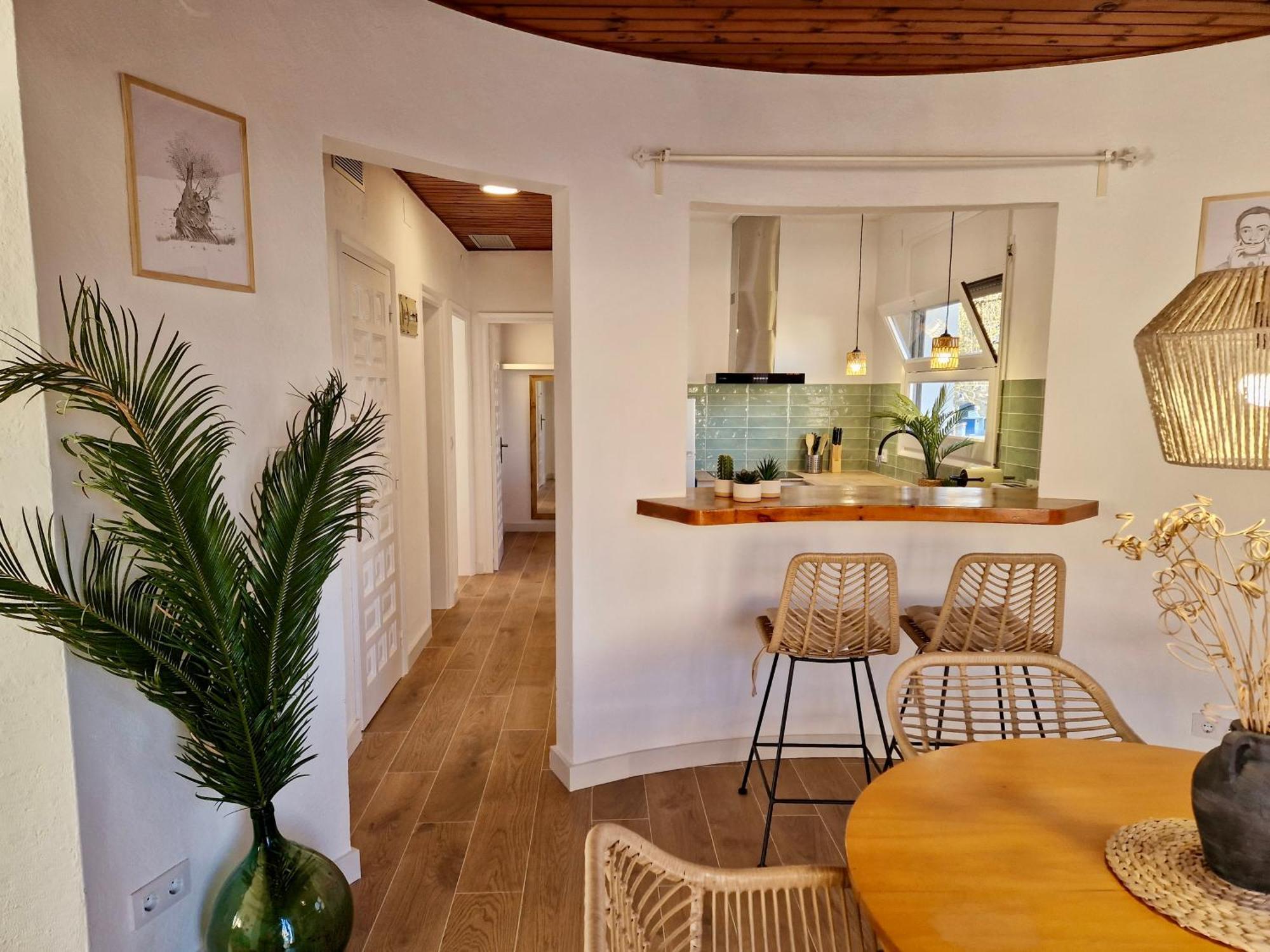 Gorgot P1 I Apartamento Con Terraza Y Piscina Comunitaria Cerca De La Playa เอมปูเรียบราบา ภายนอก รูปภาพ