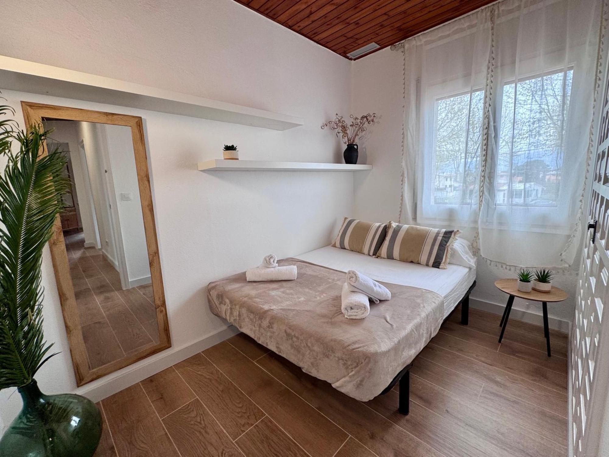Gorgot P1 I Apartamento Con Terraza Y Piscina Comunitaria Cerca De La Playa เอมปูเรียบราบา ภายนอก รูปภาพ